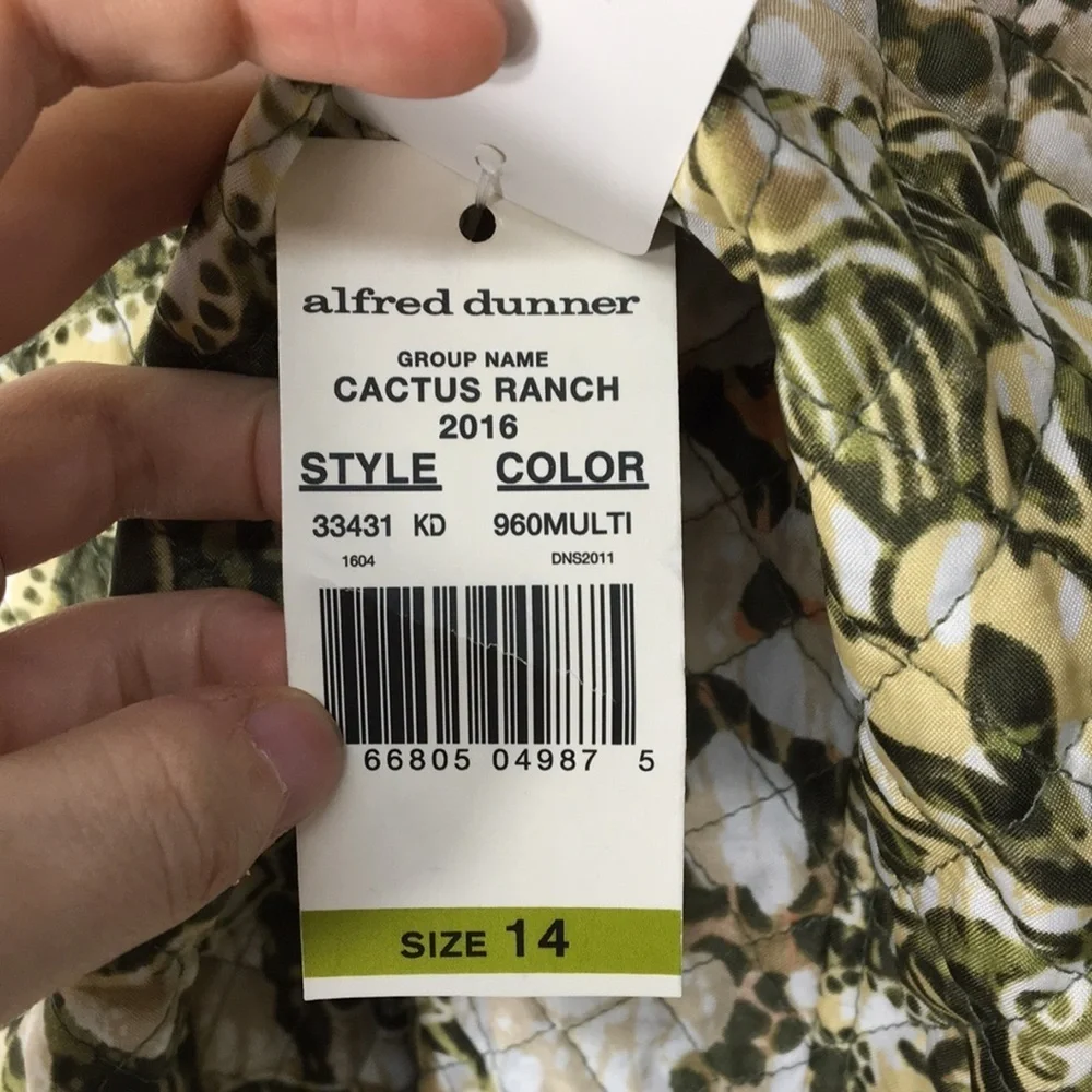 Alfred Dunner Women’s Cactus Ranch Floral Quilted Jacket Size 14 NEW with Tags